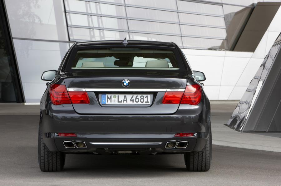  BMW 7-Series High Security 2009 года  (фото 39 из 44)